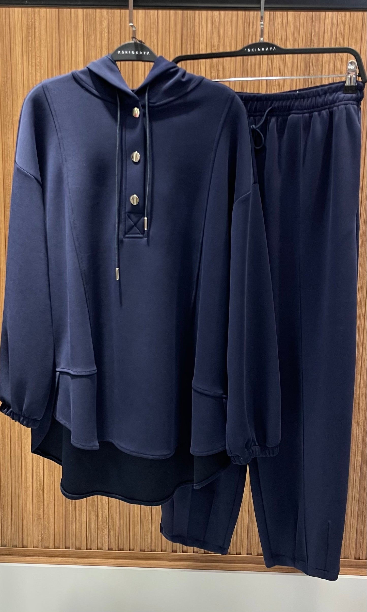 LACİVERT ÇITÇIT VE KESİK DETAYLI TAKIM