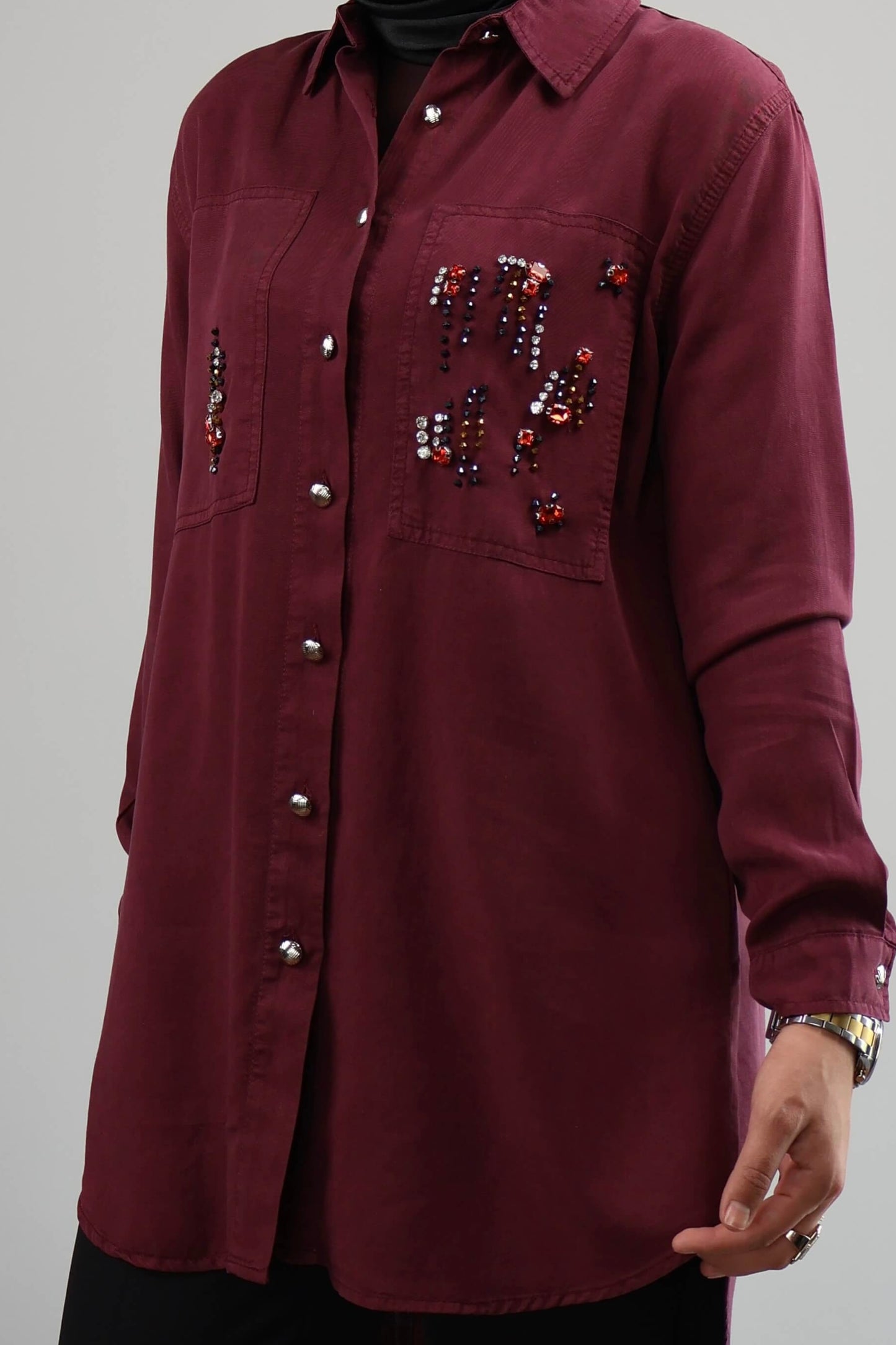 BORDO CEBİ TAŞLI ASİMETRİK TENSEL GÖMLEK