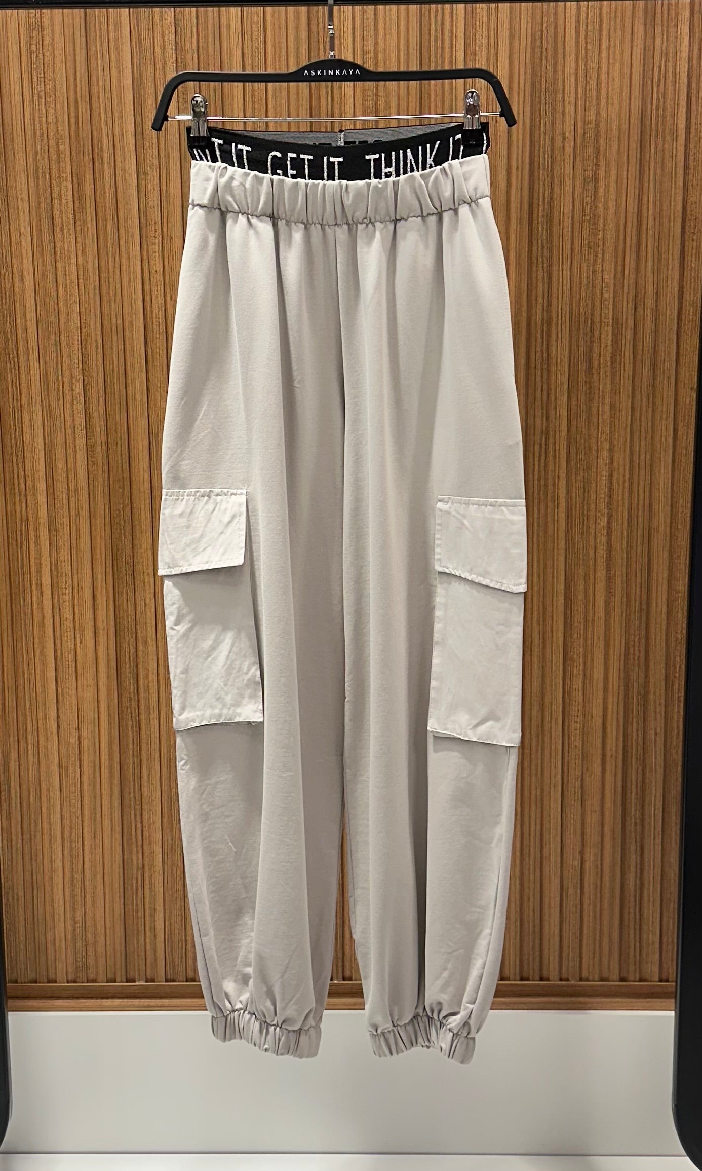 BEJ ÇİFT LASTİK DETAYLI EŞOFMAN