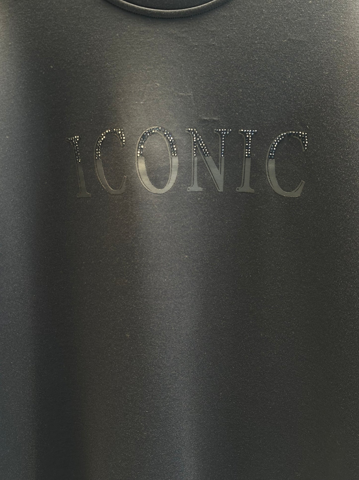 LACİVERT TAŞ VE YÜKSEK BASKILI ŞIK PANTOLON TAKIM