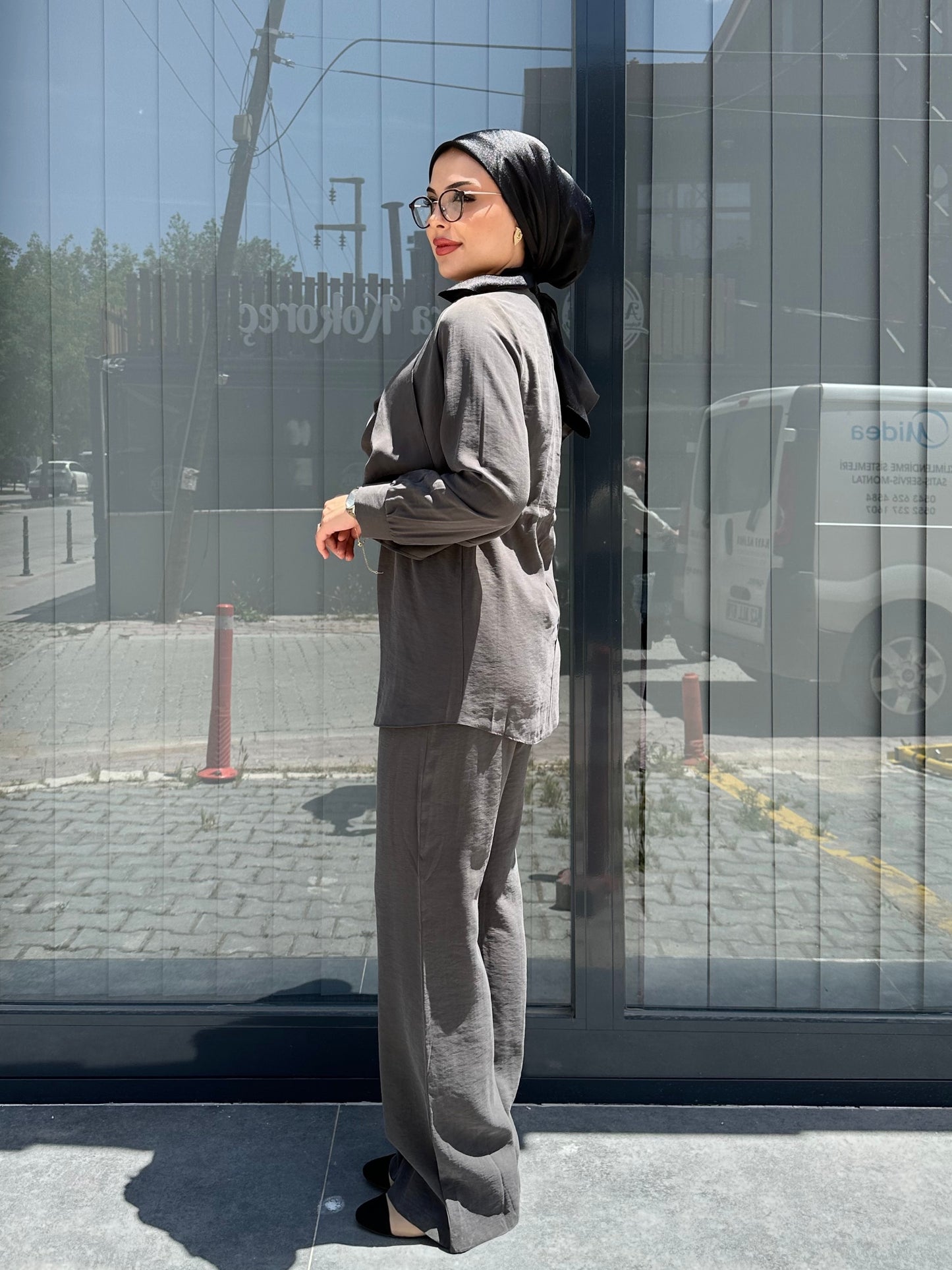 ANTRASİT BELDEN BAĞLAMALI PANTOLON TAKIM
