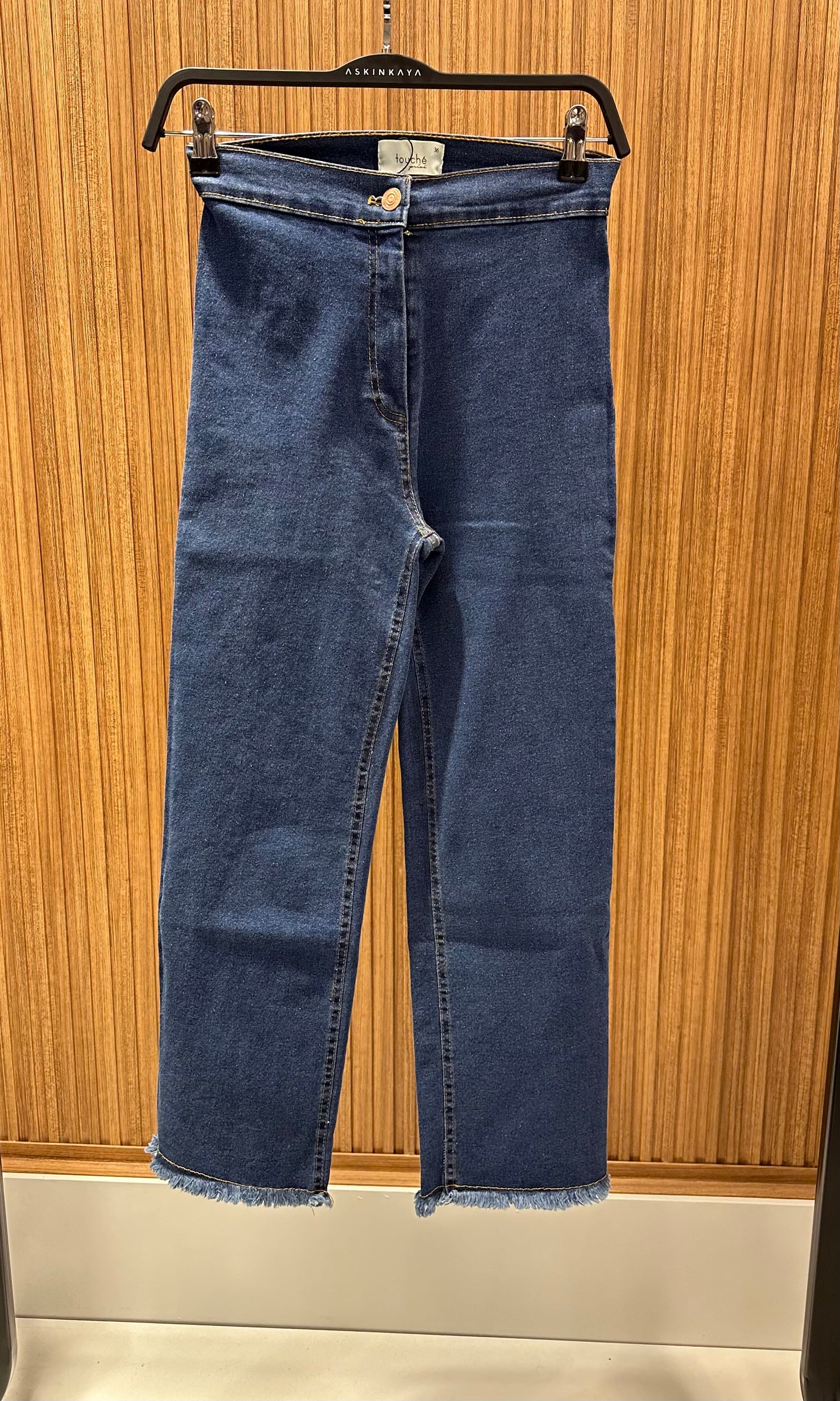 KOYU DENİM PÜSKÜLLÜ KOT PANTOLON
