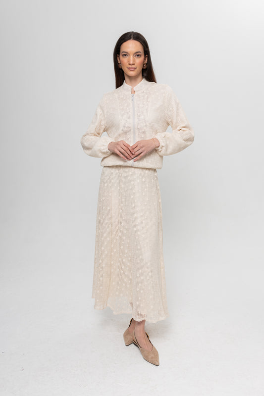 BEJ DANTEL DETAY ETEKLİ TAKIM