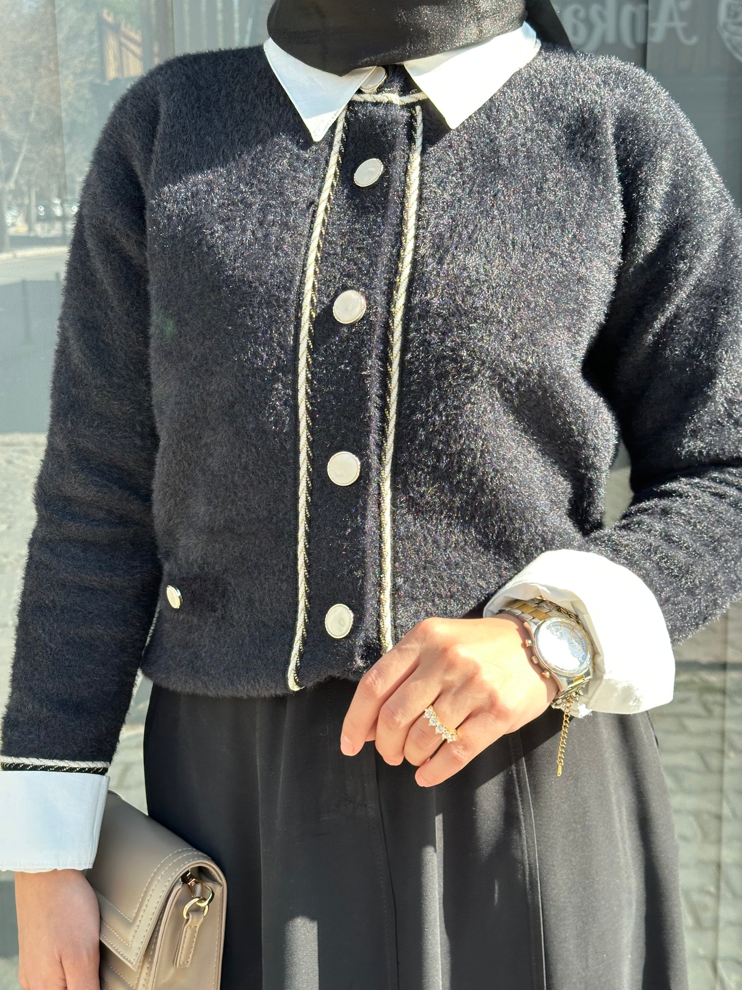 SİYAH BİSİKLET YAKA SİM DETAYLI ANGORA HIRKA