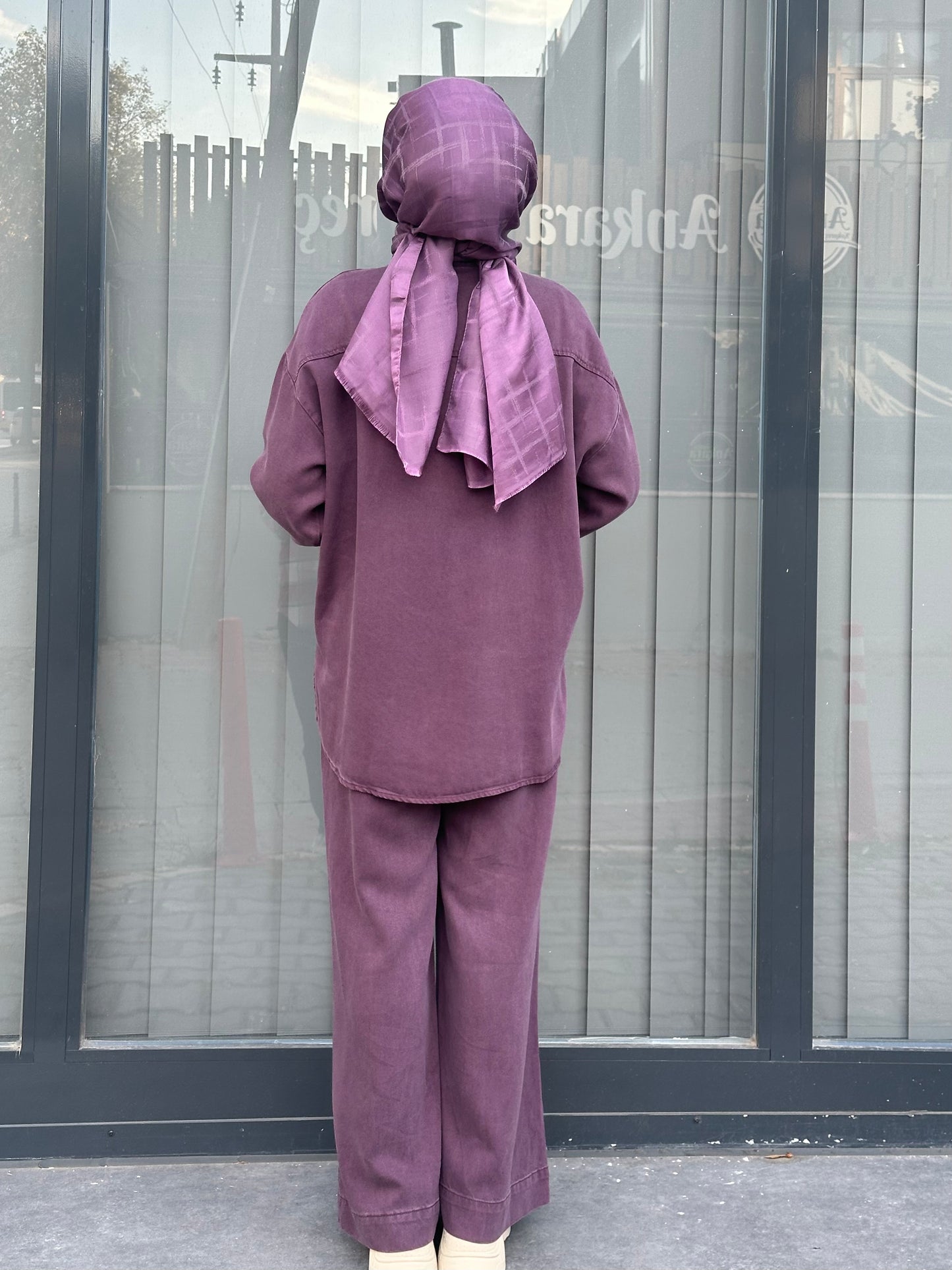 MÜRDÜM GÖMLEKLİ PANTOLON TAKIM