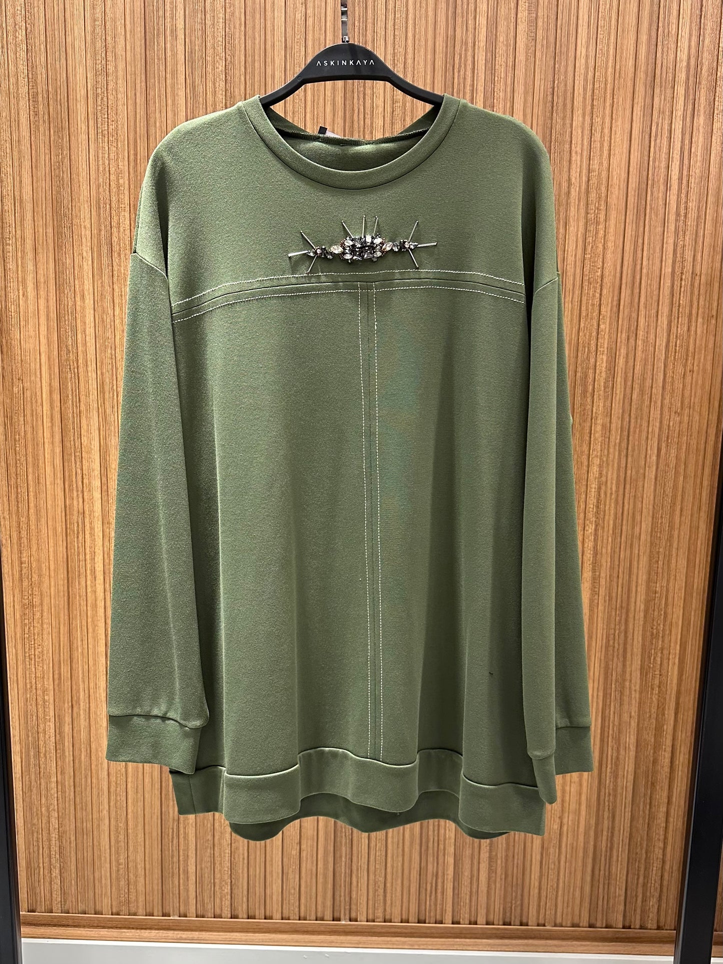 HAKİ ÖNÜ TAŞLI TUNİK