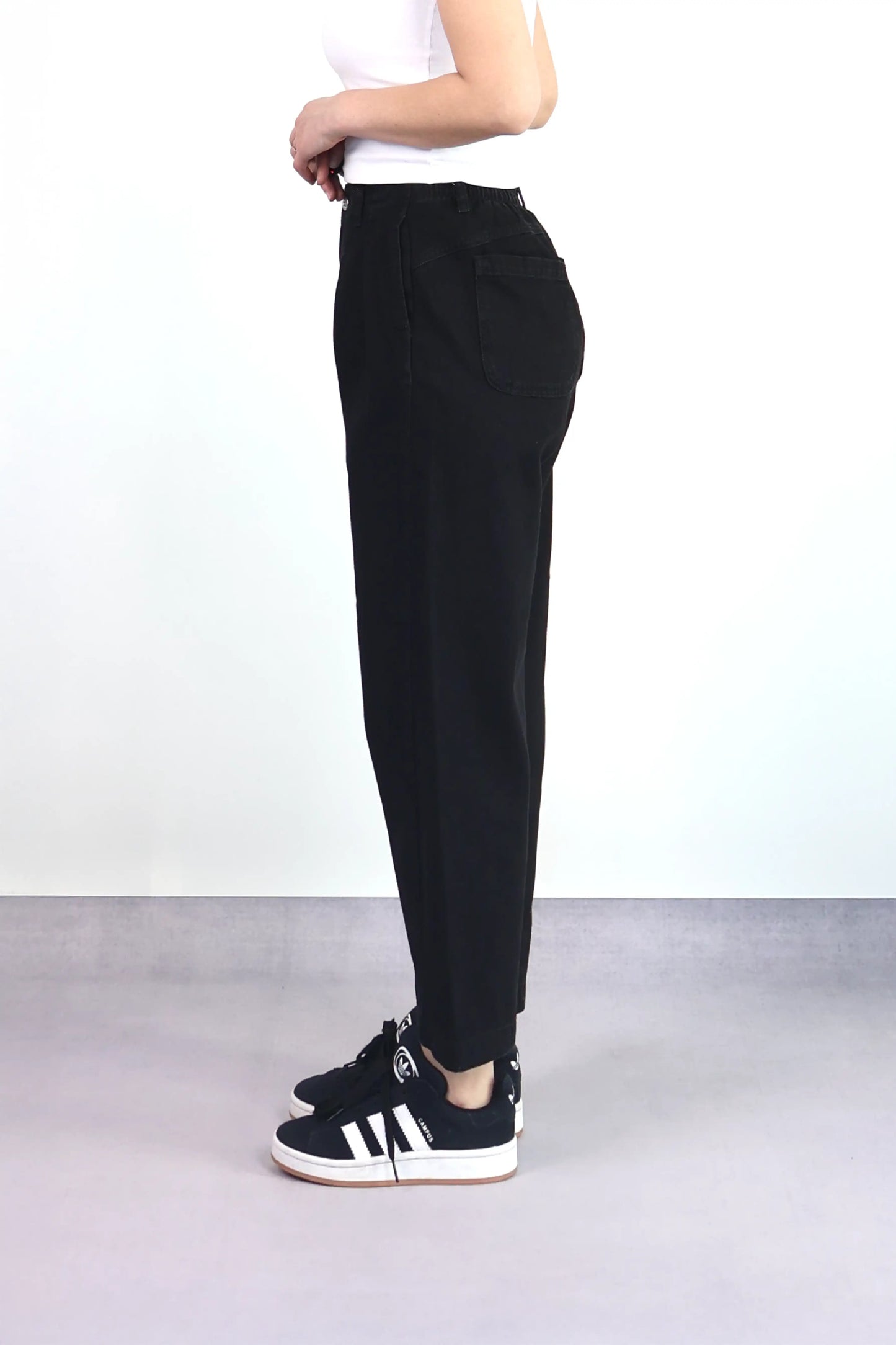 SİYAH DENIM MOM JEAN PANTOLON