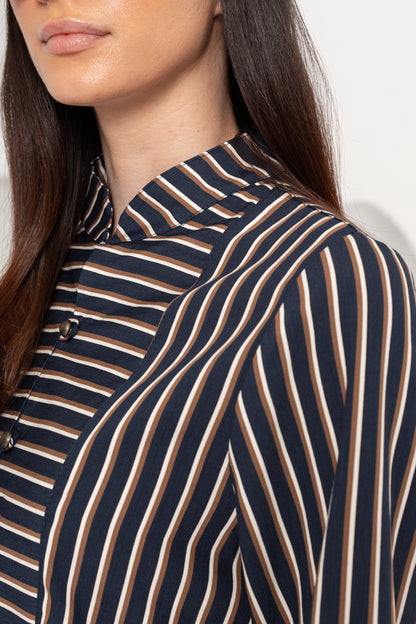 LACİVERT ÇİZGİLİ ÖNÜ BRİTLİ ETEK TAKIM