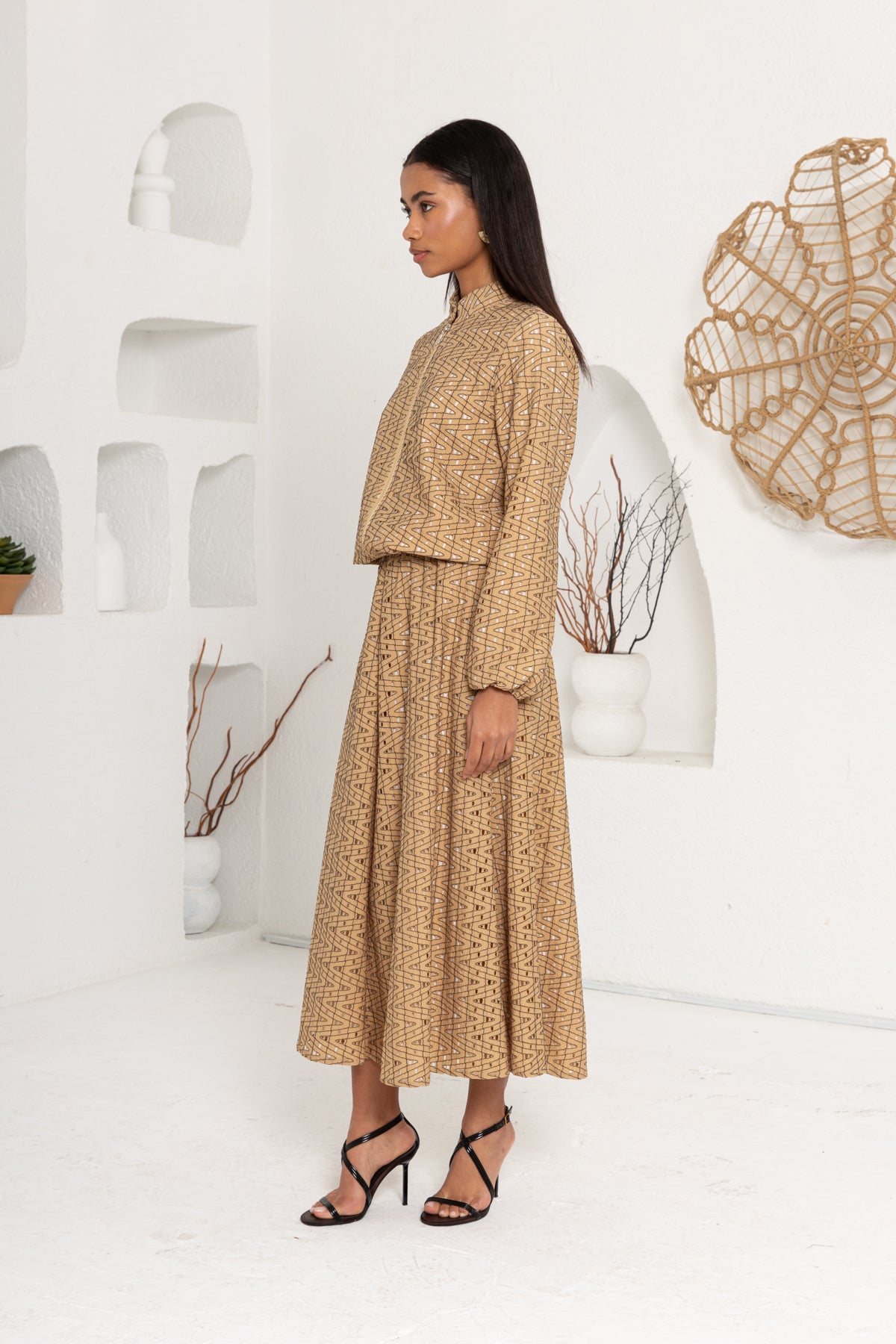 SÜTLÜ KAHVE  DANTEL DETAY ETEKLİ TAKIM