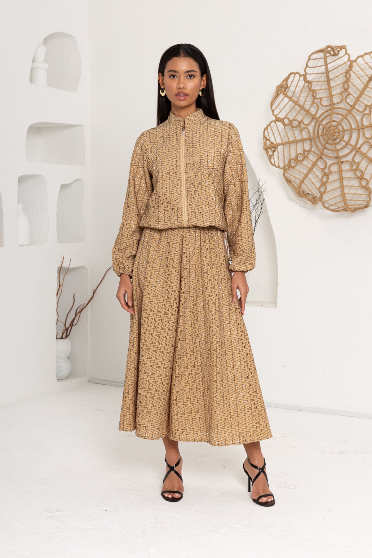 SÜTLÜ KAHVE  DANTEL DETAY ETEKLİ TAKIM