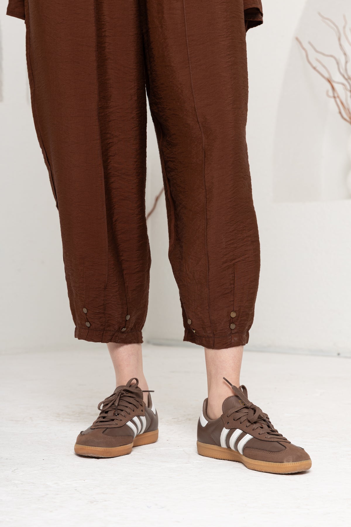 KAHVE  ZIMBA DETAYLI PANTOLON TAKIM