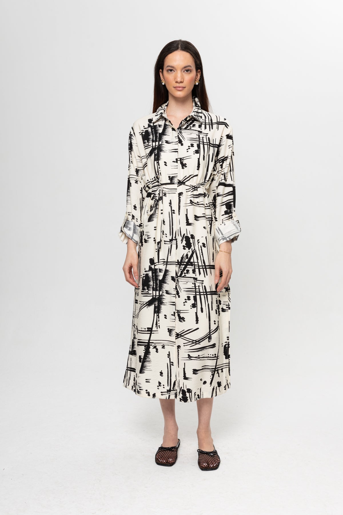 BEJ SİYAH  KARIŞIK DESENLİ GÖMLEK ELBİSE