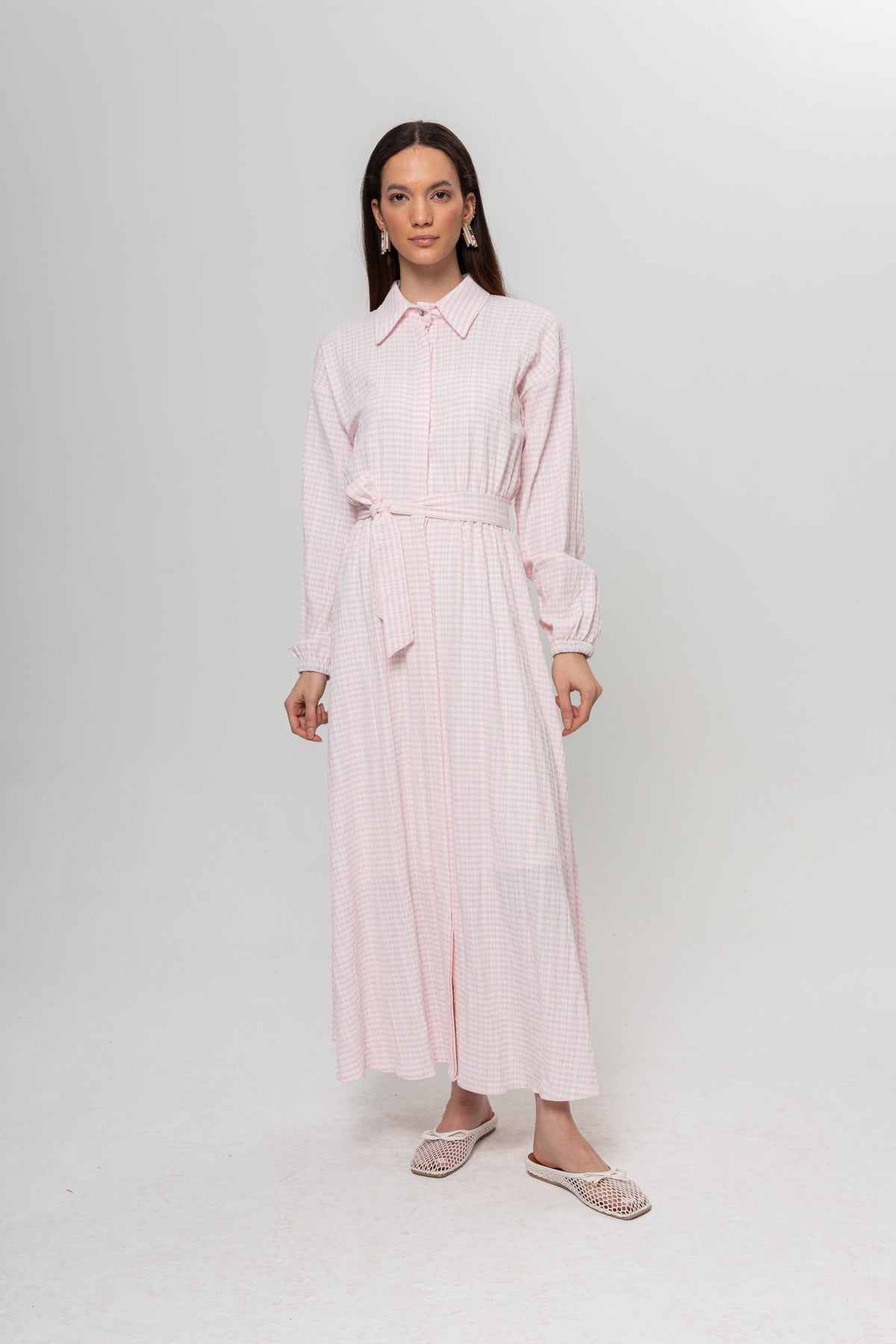 PEMBE KARELİ ELBİSE