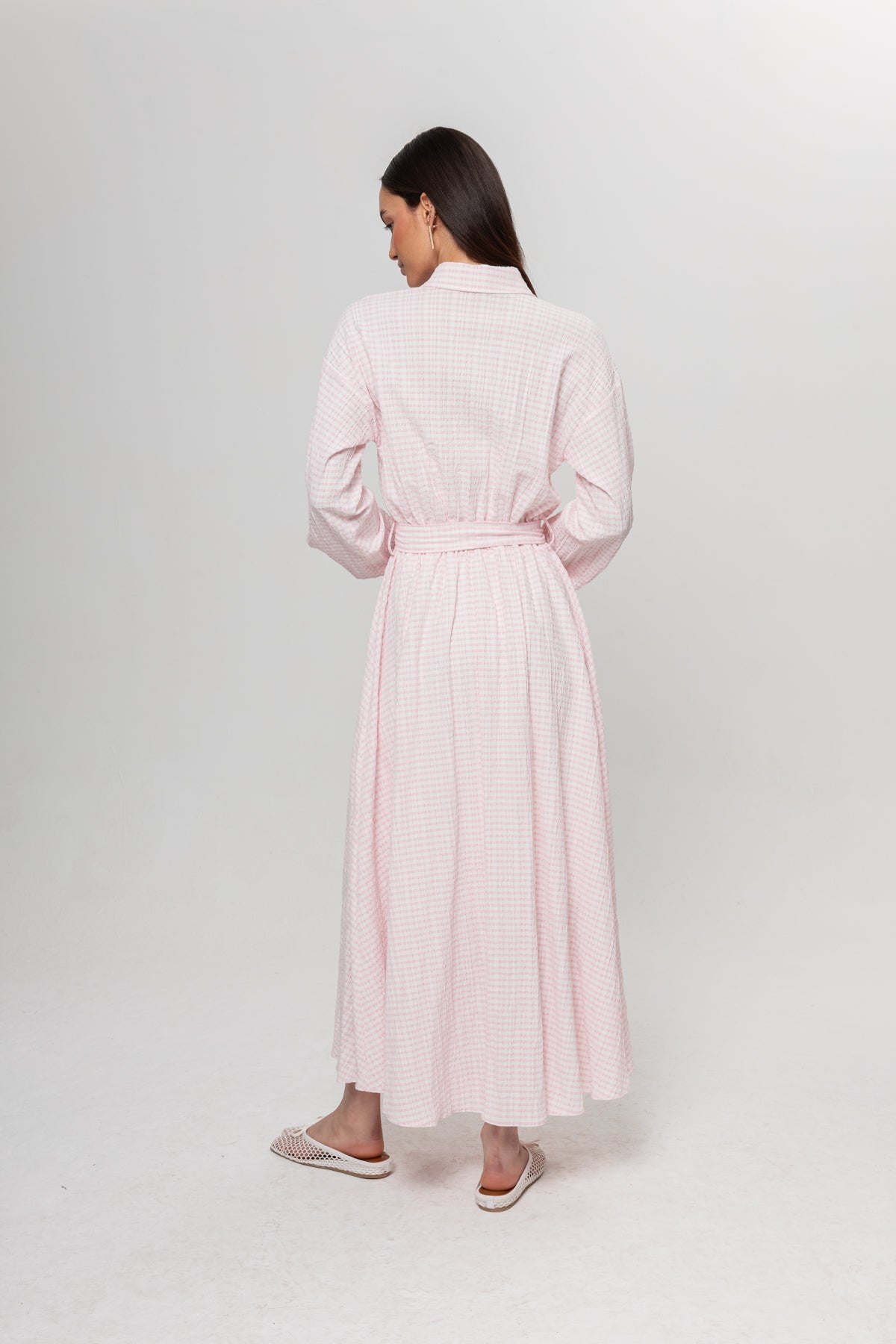 PEMBE KARELİ ELBİSE