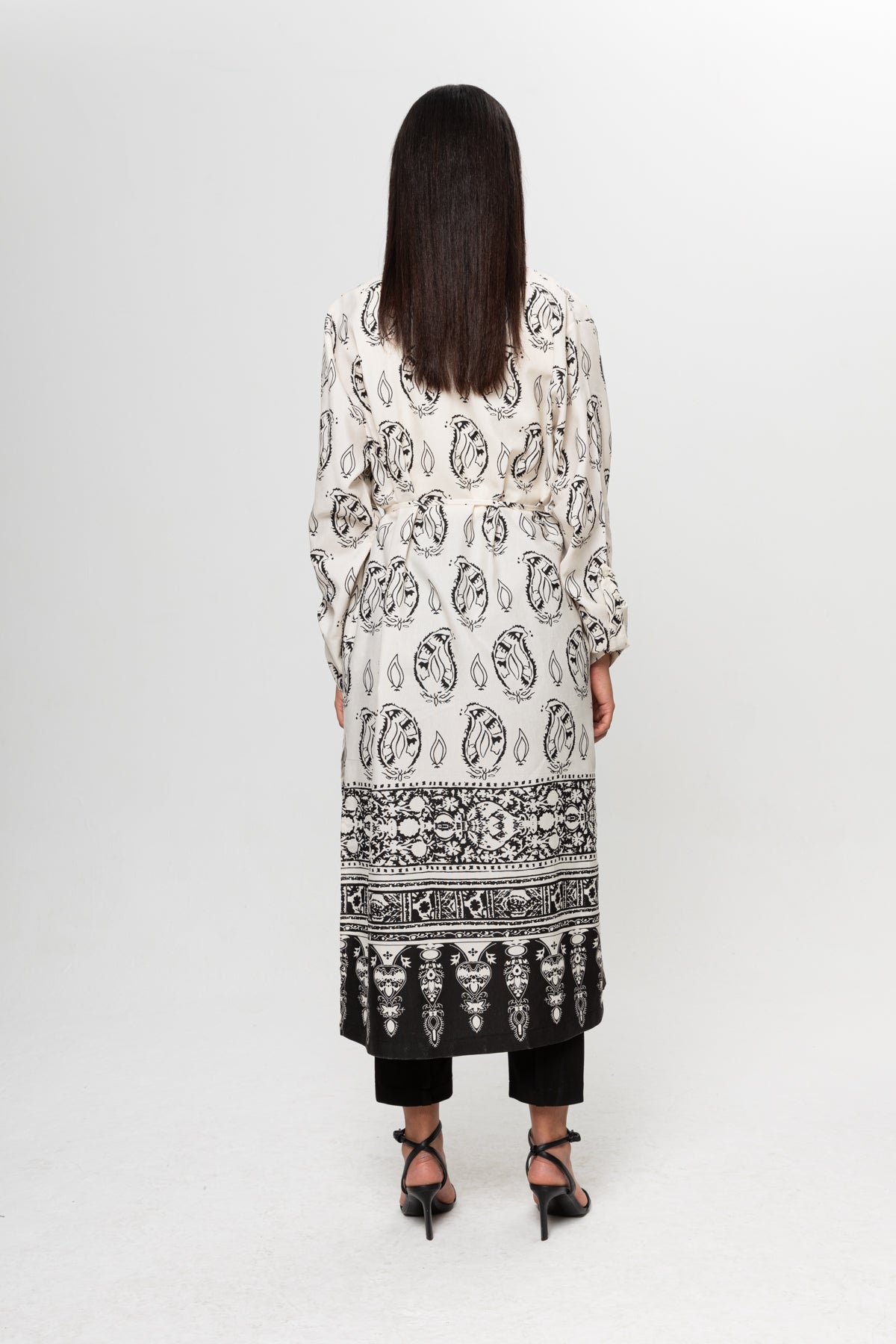 BEJ SİYAH DESENLİ GÖMLEK ELBİSE