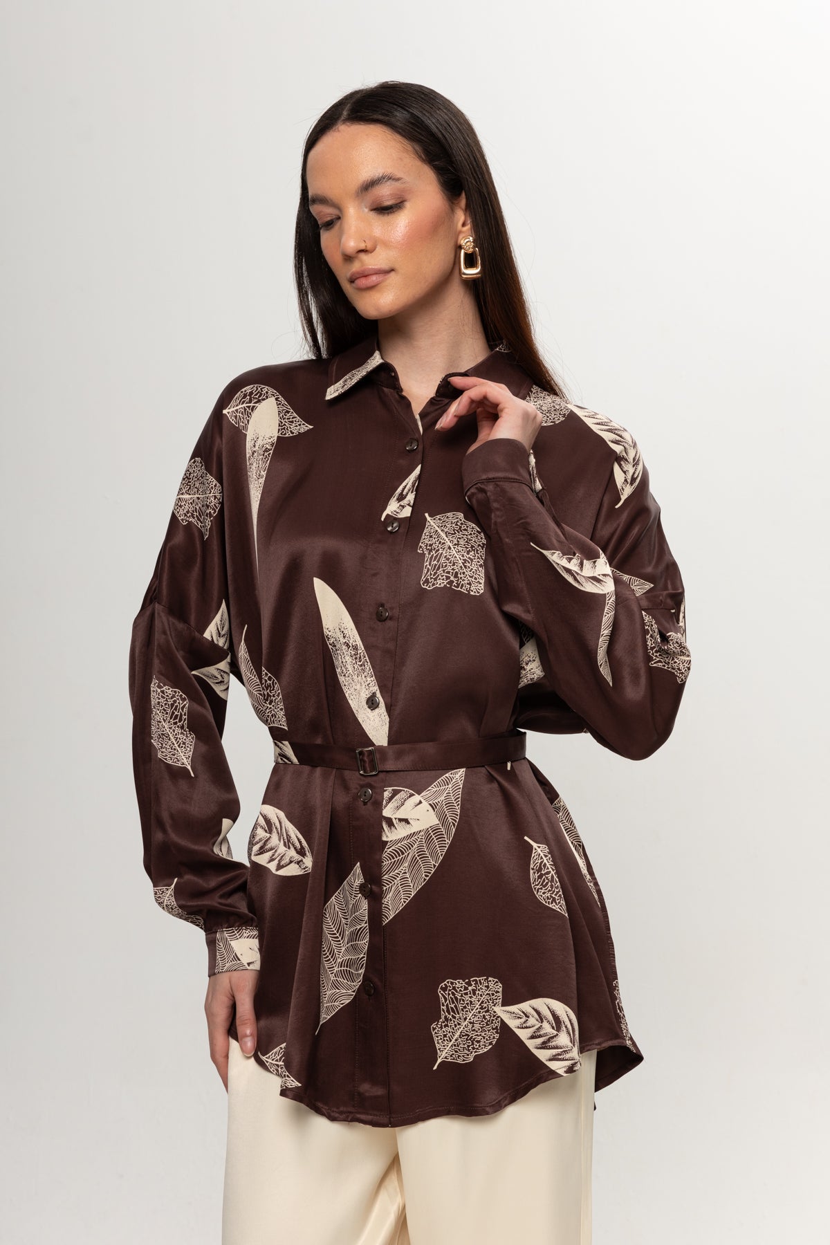 KAHVE  YAPRAK DESENLİ SATEN PANTOLON TAKIM