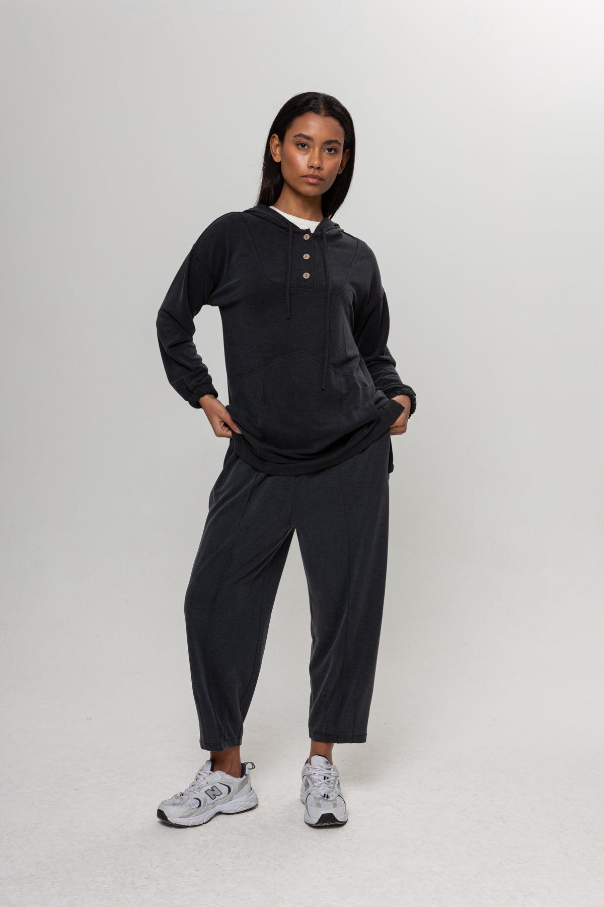 ANTRASİT ÖNDEN DÜĞMELİ İKİLİ TAKIM