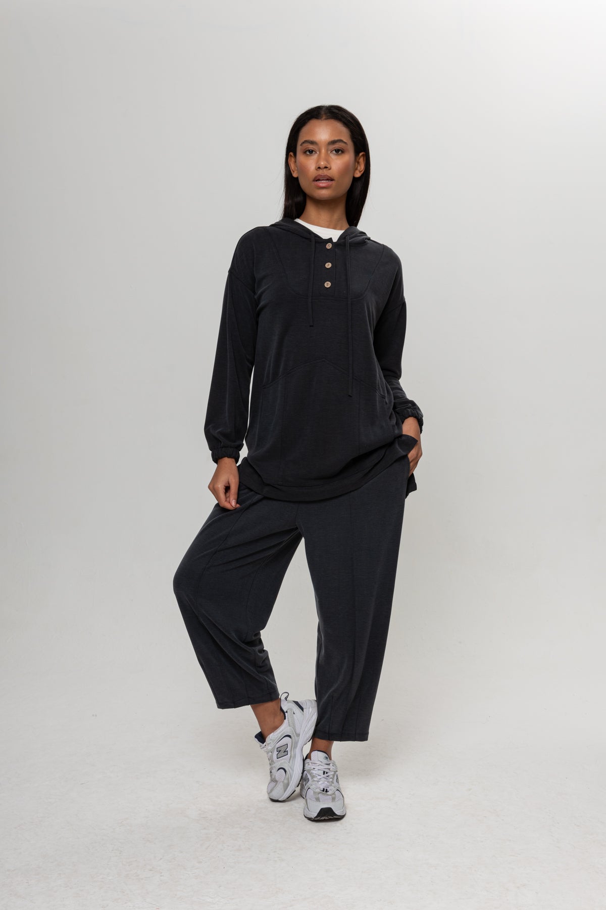 ANTRASİT ÖNDEN DÜĞMELİ İKİLİ TAKIM