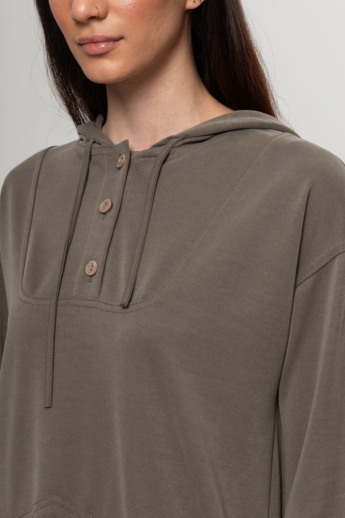 HAKİ ÖNDEN DÜĞMELİ İKİLİ TAKIM