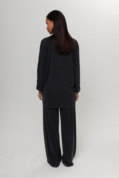 SİYAH OMUZLARI DÜĞME DETAYLI İKİLİ TAKIM