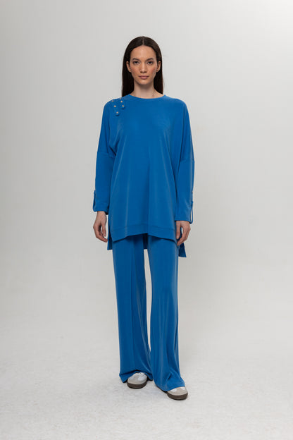 MAVİ OMUZLARI DÜĞME DETAYLI İKİLİ TAKIM