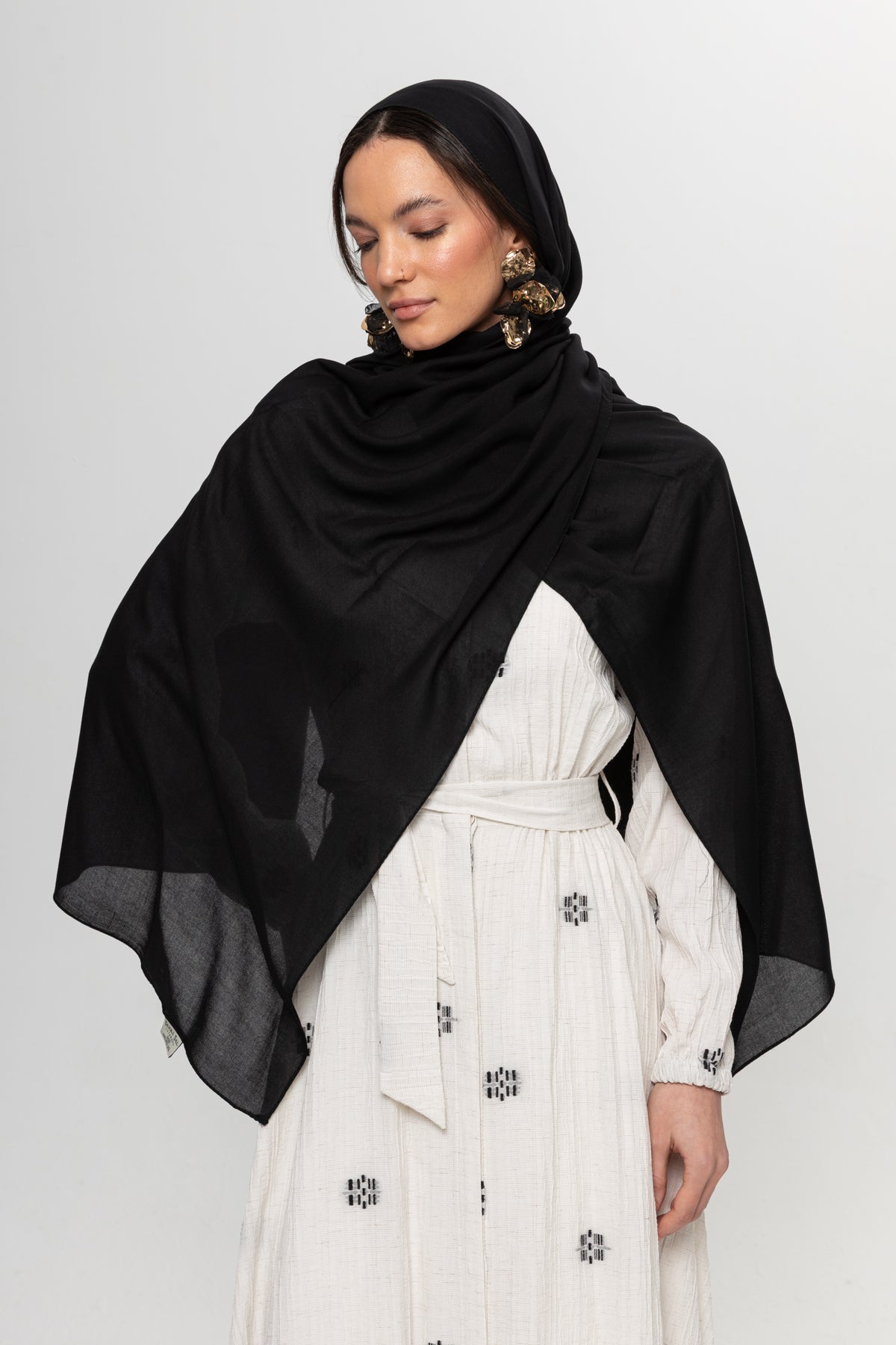 SİYAH DÜZ RENK ŞAL