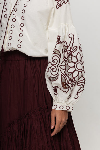 BEYAZ  BORDO NAKIŞLI BLUZ