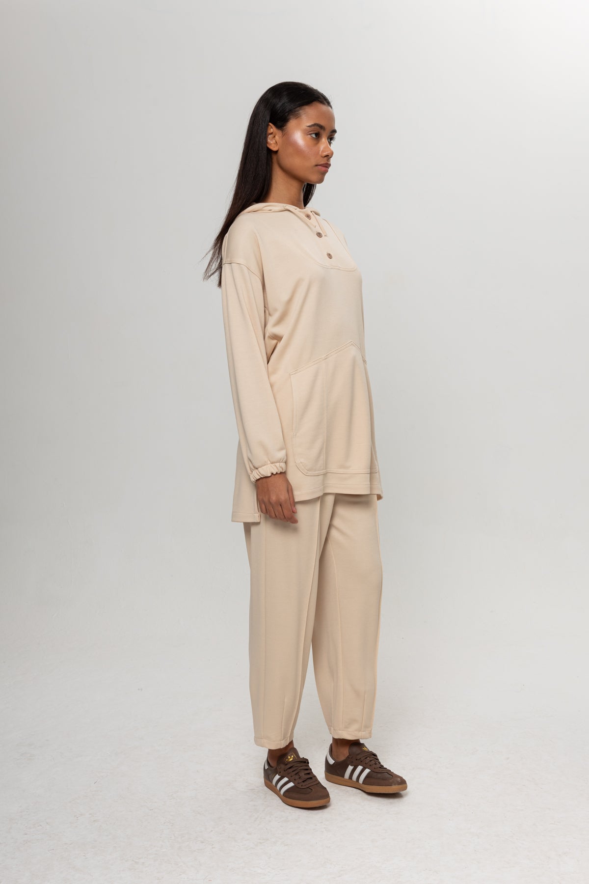 ÖNDEN DÜĞMELİ İKİLİ TAKIM