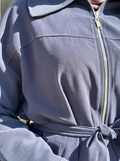 LACİVERT KENDİNDEN KEMERLİ KAP