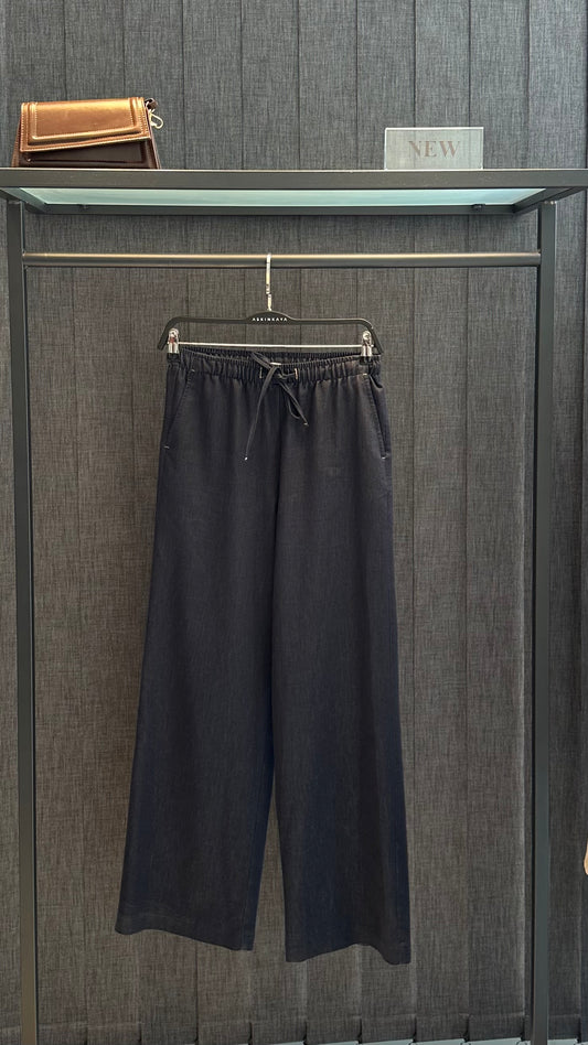 LACİVERT UZUN DÖKÜMLÜ ŞIK PANTOLON