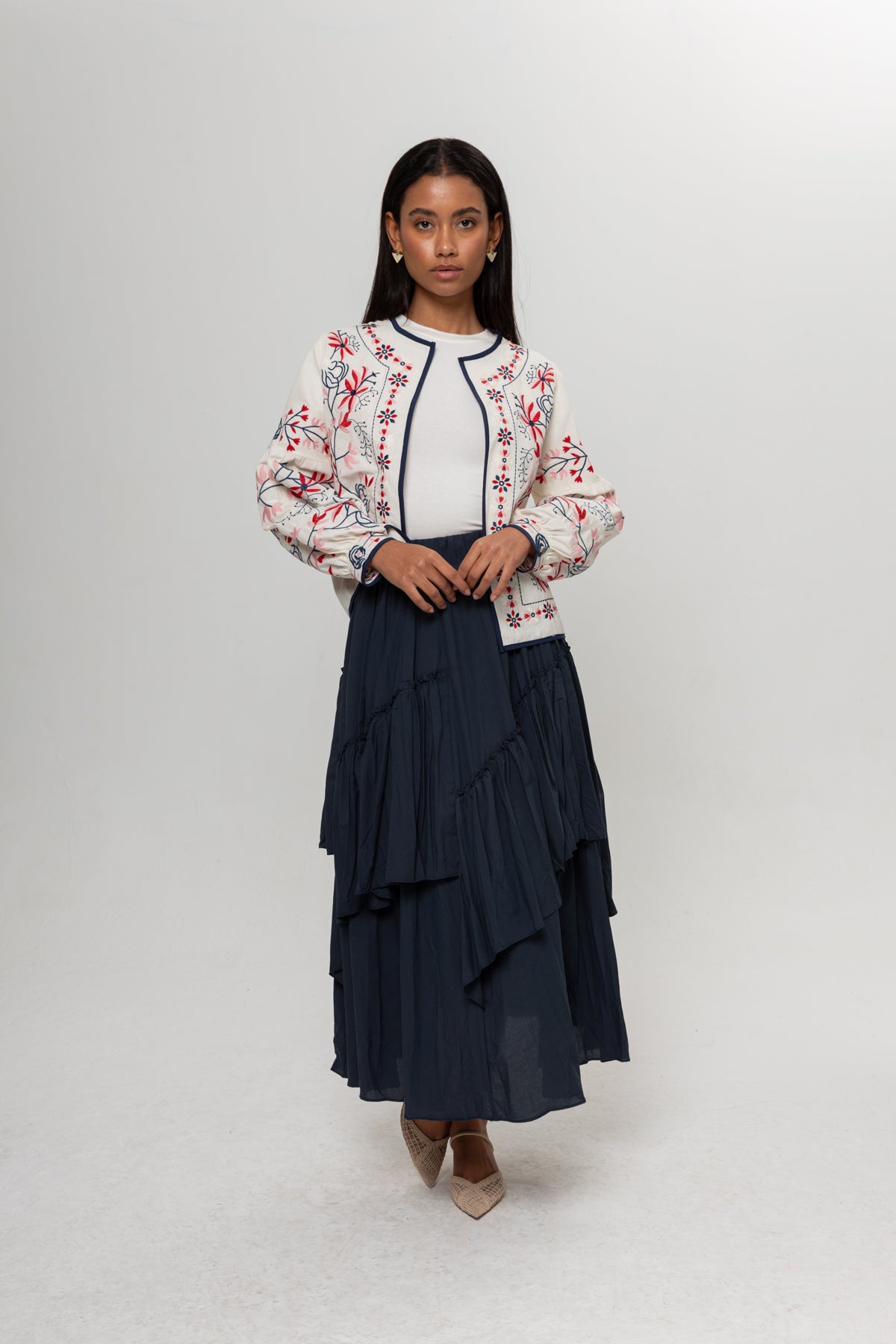 FÜME KRAŞLI KAT KAT ETEK