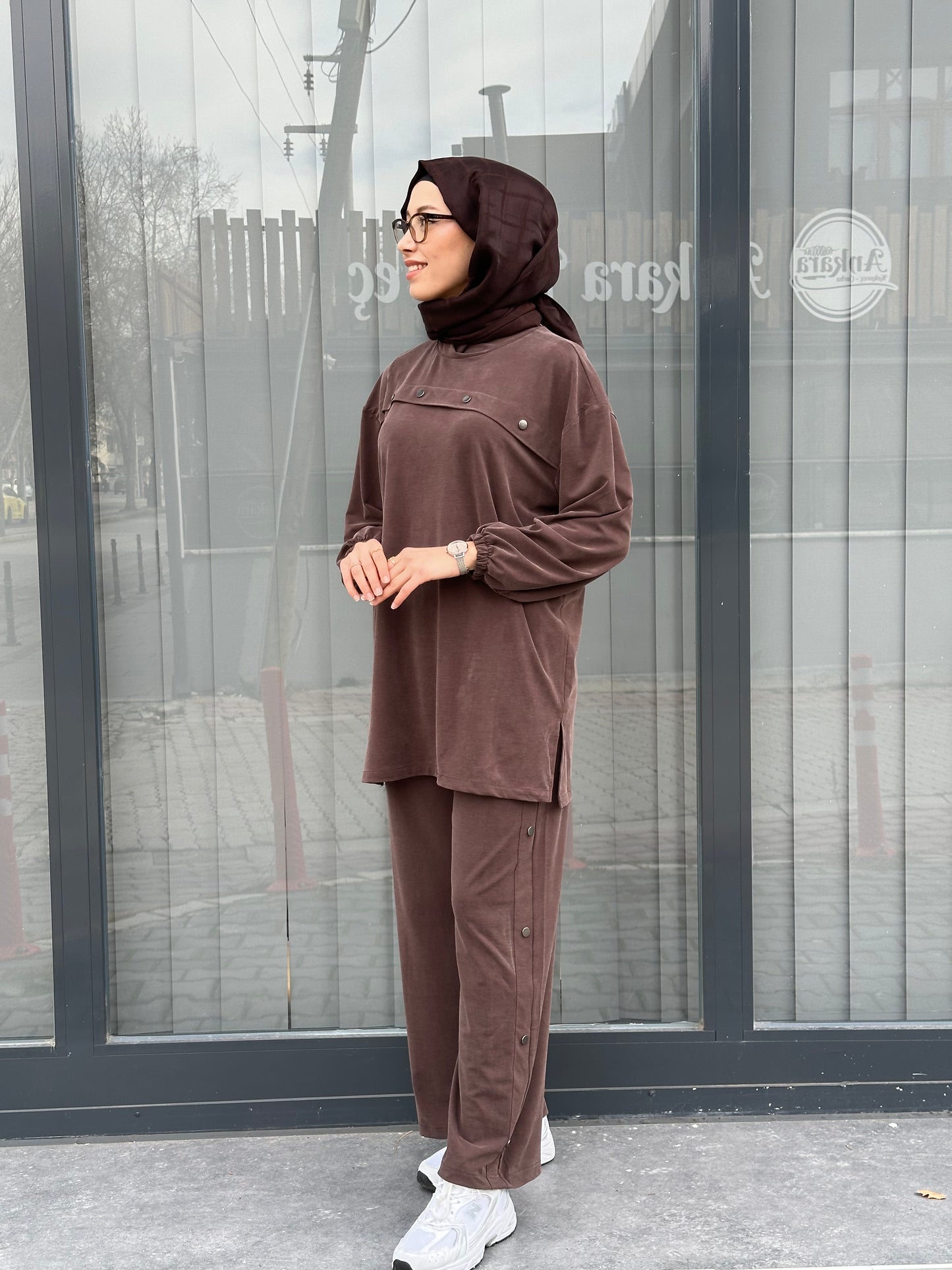 KAHVE GÜMÜŞ DÜĞME DETAYLI PANTOLON TAKIM