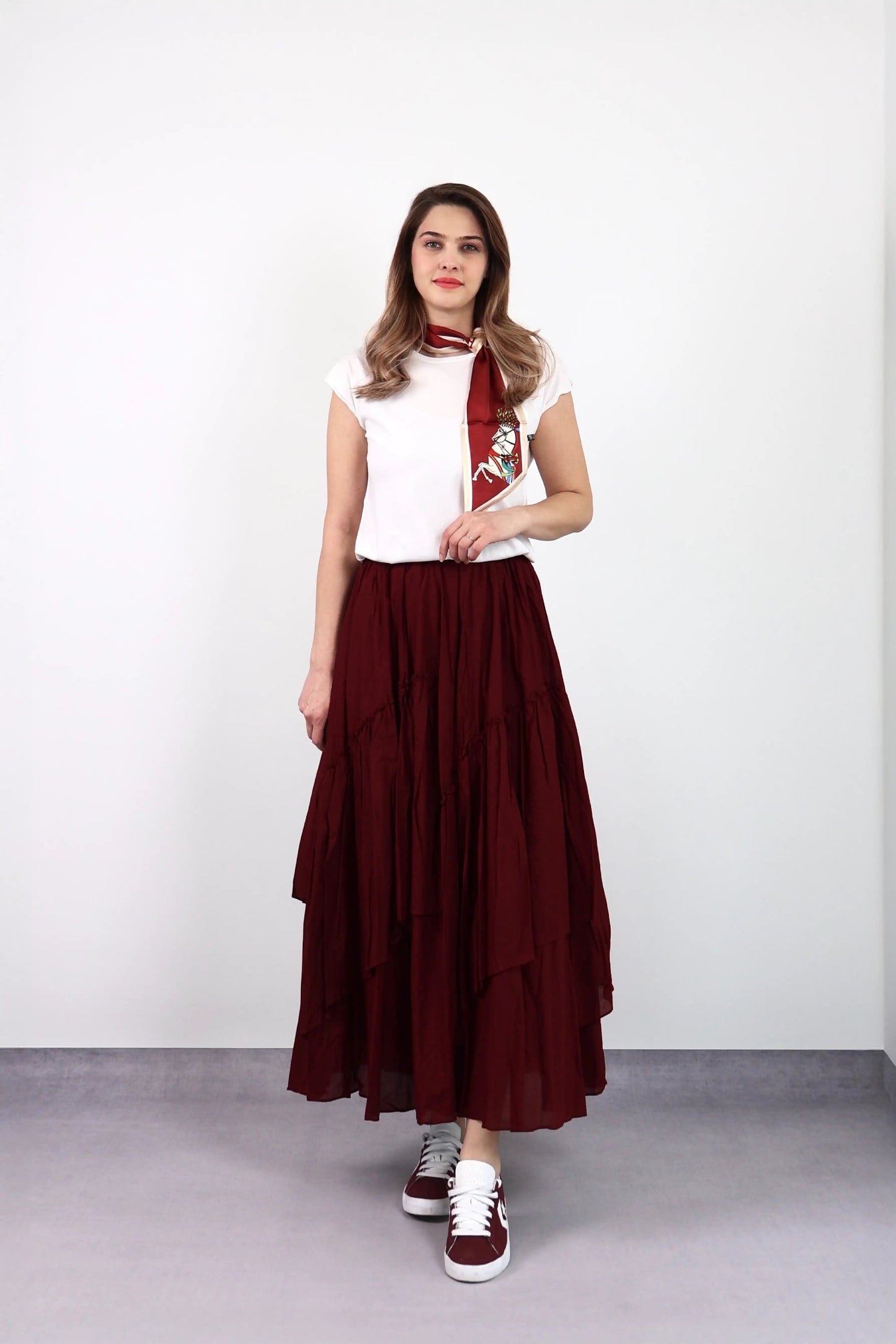 BORDO KRAŞLI KAT KAT ETEK