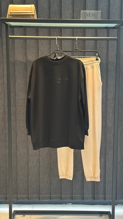 SİYAH  PARLAK TANATON BASKILI BASİC SWEAT