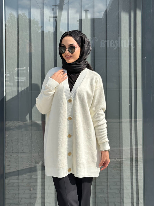 EKRU ÖNDEN DÜĞMELİ ANGORA HIRKA