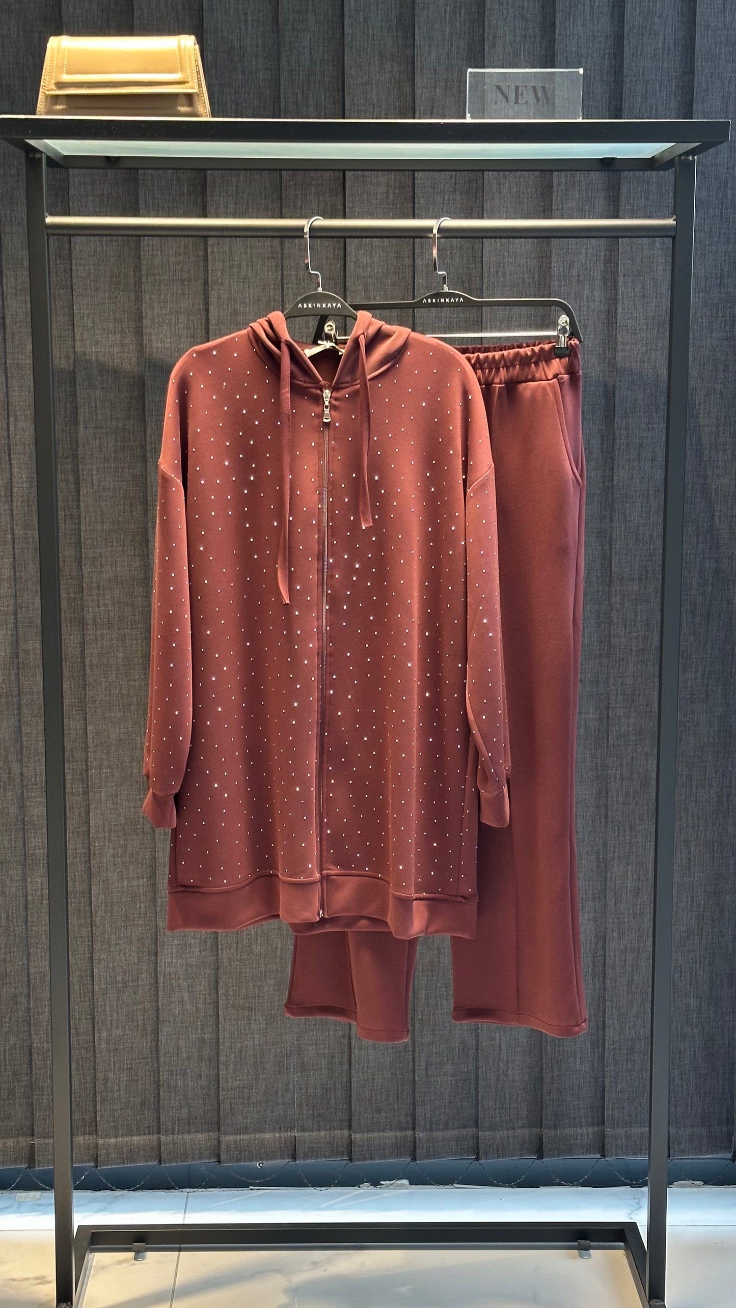 BORDO  ÖNÜ TAŞLI FERMUAR DETAYLI PANTOLON TAKIM