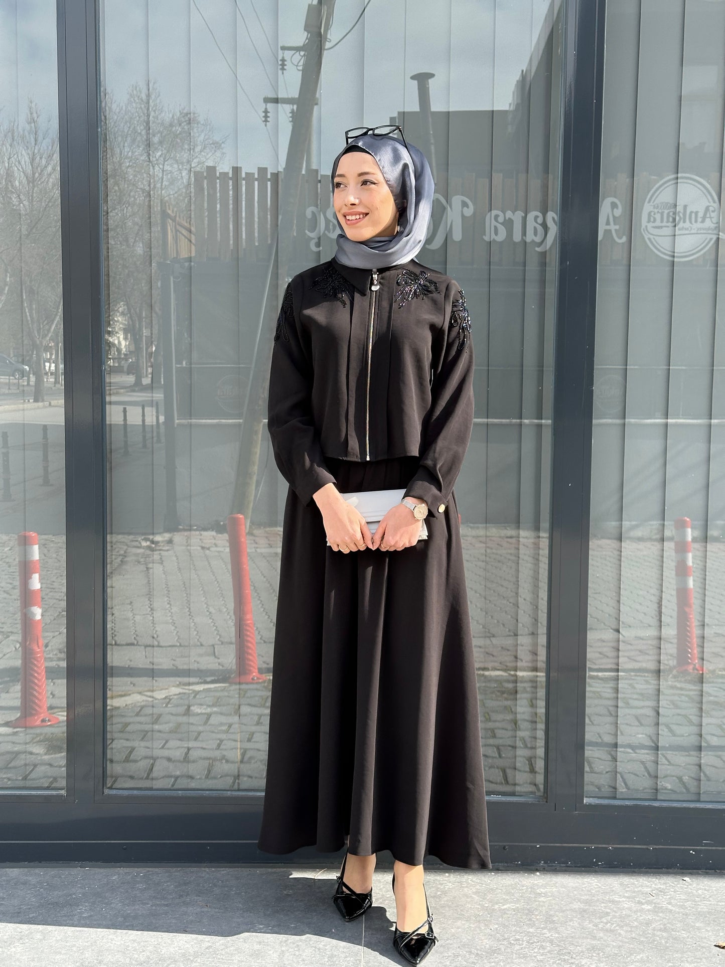 SİYAH BONCUK İŞLEMELİ ETEK TAKIM