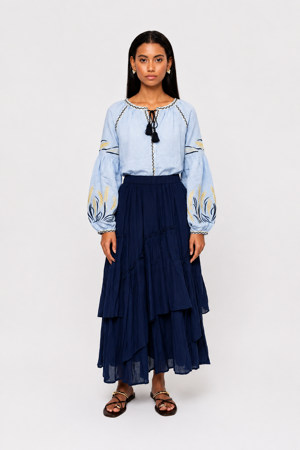 BEBE MAVİSİ KOLLARI SARI NAKIŞLI BLUZ