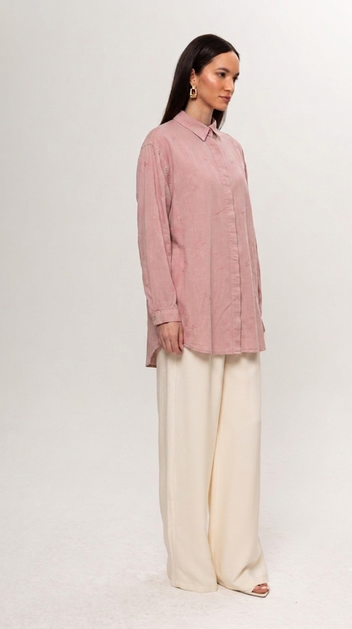 PEMBE  YILDIZ DESENLİ TENSEL GÖMLEK