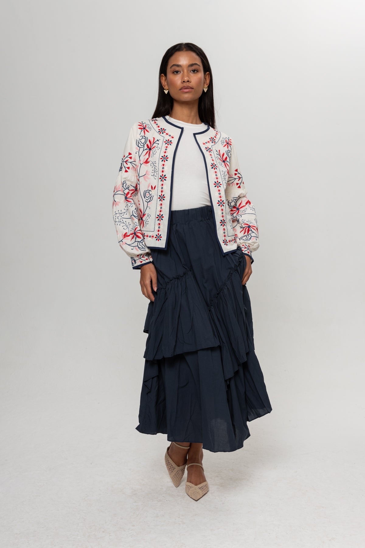 FÜME KRAŞLI KAT KAT ETEK