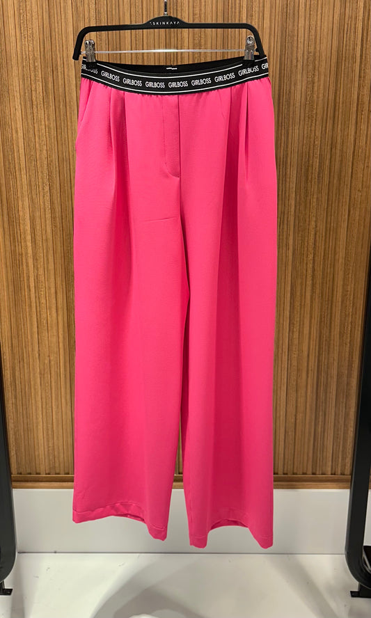 PEMBE BELİ YAZILI ŞERİTLİ PANTOLON