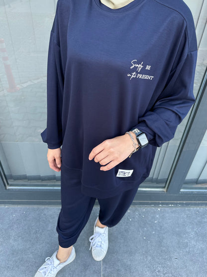 LACİVERT YÜKSEK BASKI VE ETİKET DETAYLI PANTOLON TAKIM