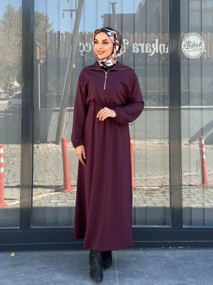BORDO KESİK DETAYLI FERMUAR YAKALI ELBİSE