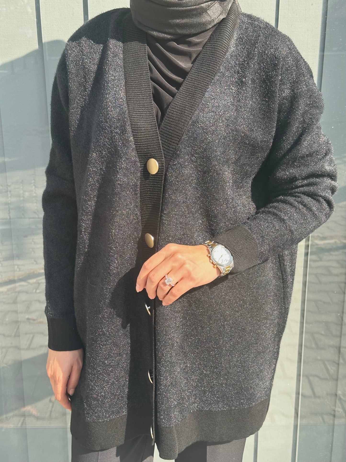 SİYAH ÖNDEN DÜĞMELİ ANGORA HIRKA