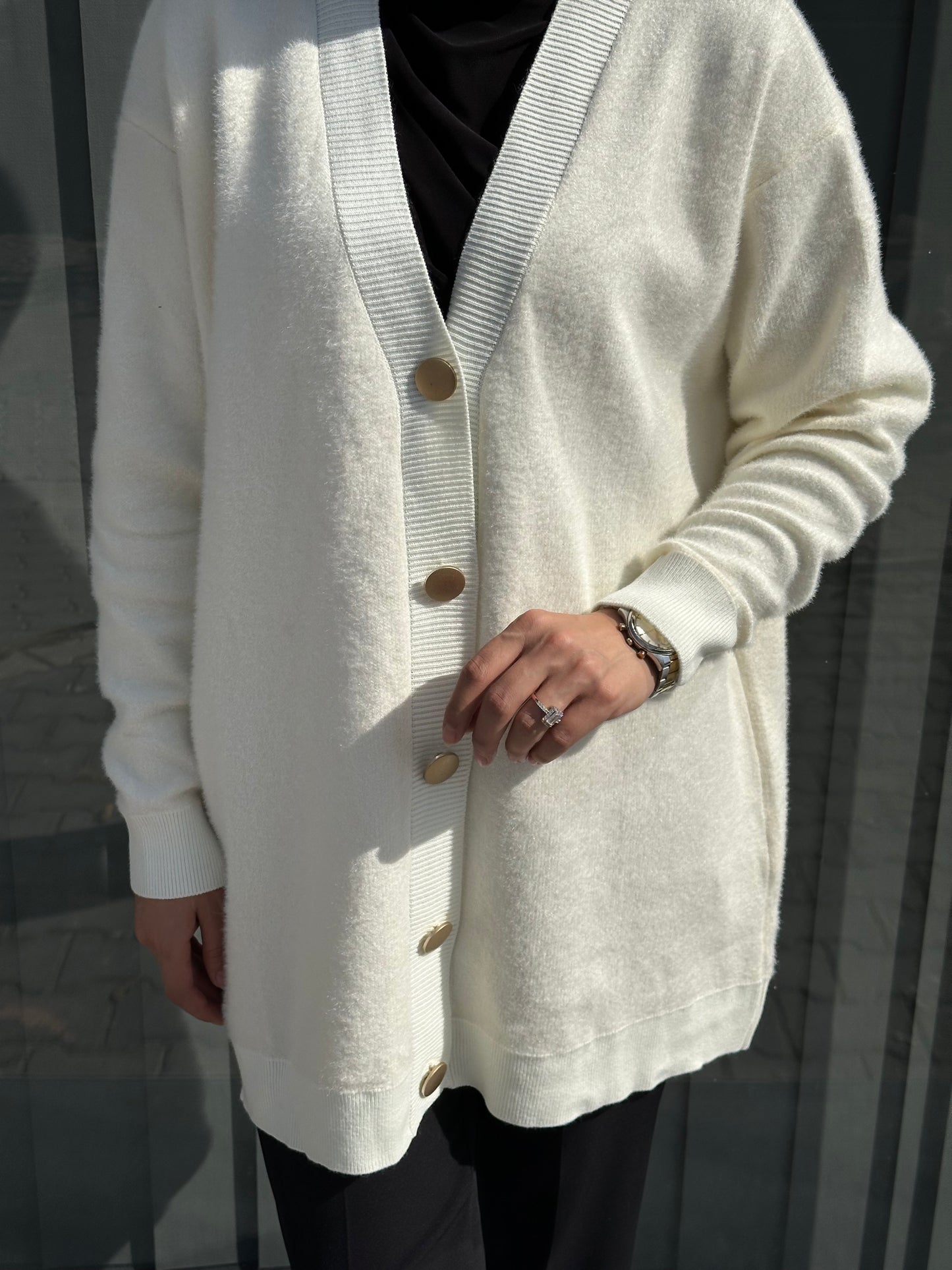 EKRU ÖNDEN DÜĞMELİ ANGORA HIRKA