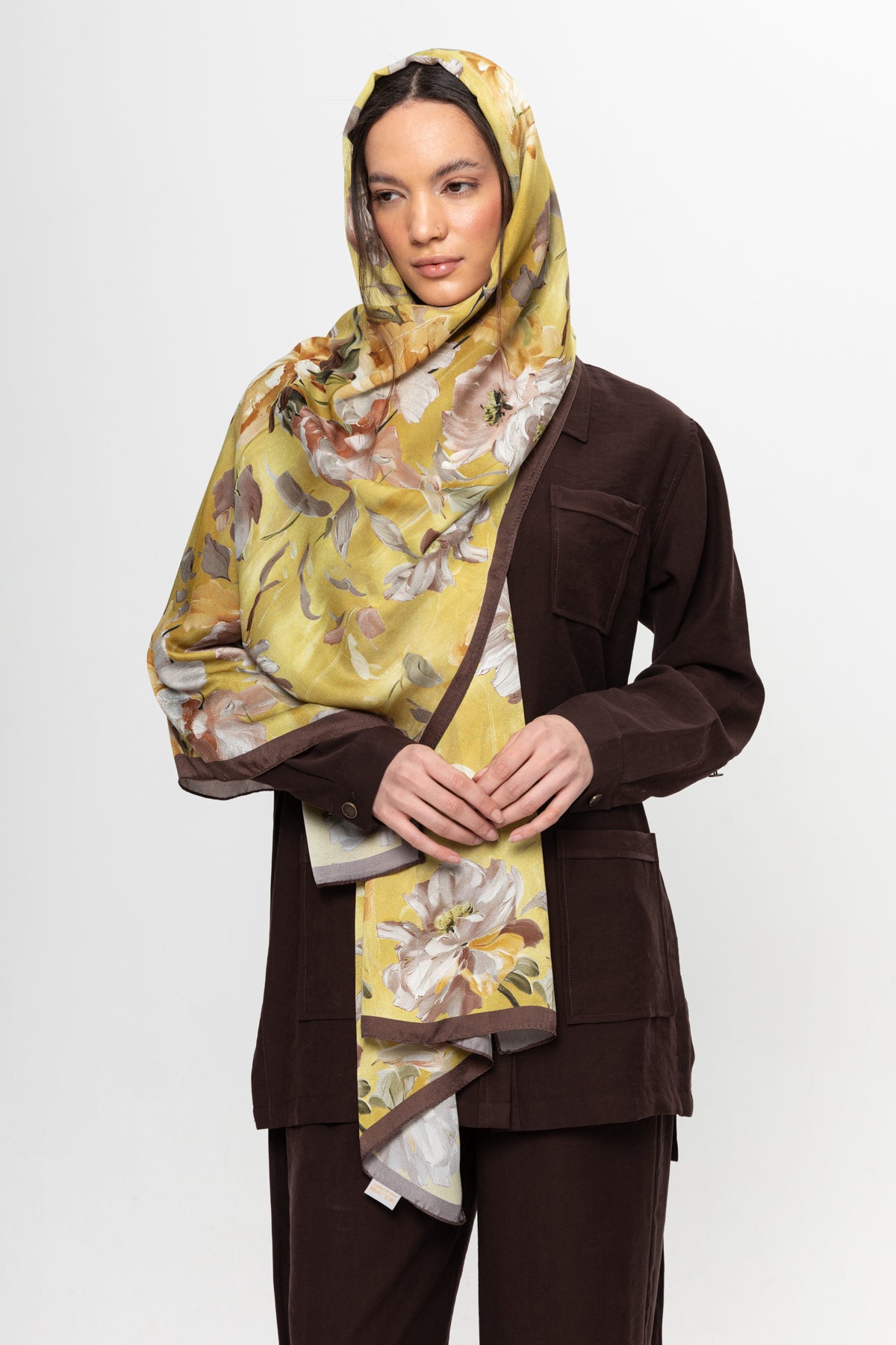 KAHVE SARI  ÇİÇEK DESENLİ ŞAL