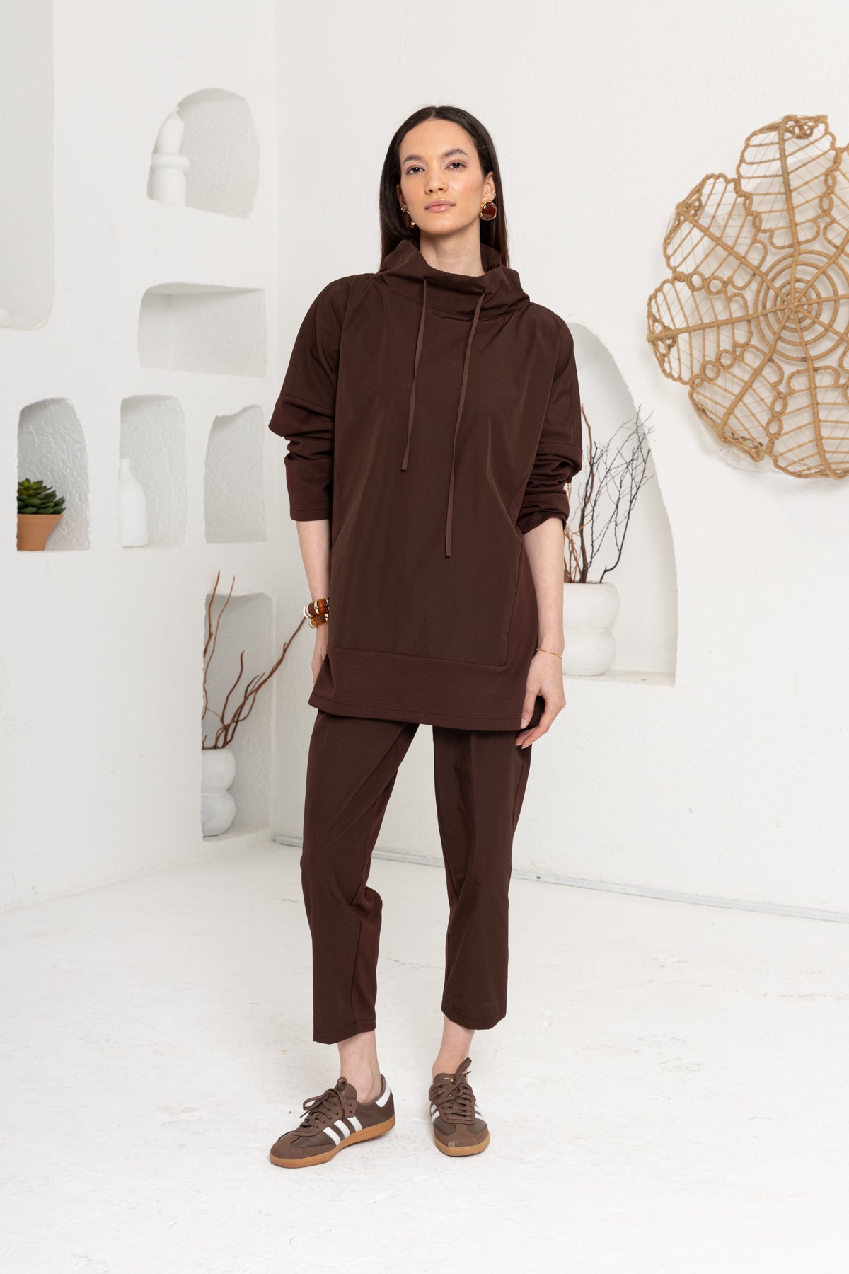 KAHVE DEGAJE YAKA PANTOLON TAKIM