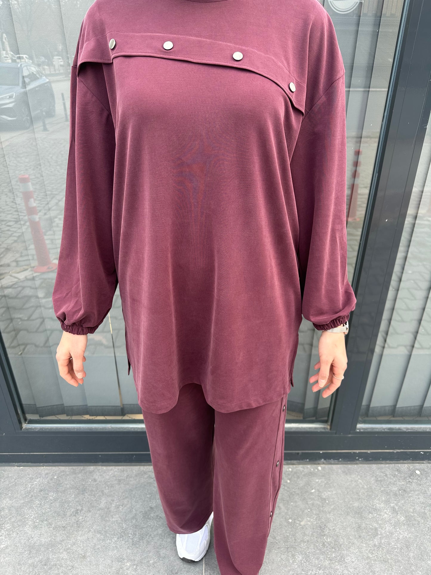 BORDO GÜMÜŞ DÜĞME DETAYLI PANTOLON TAKIM