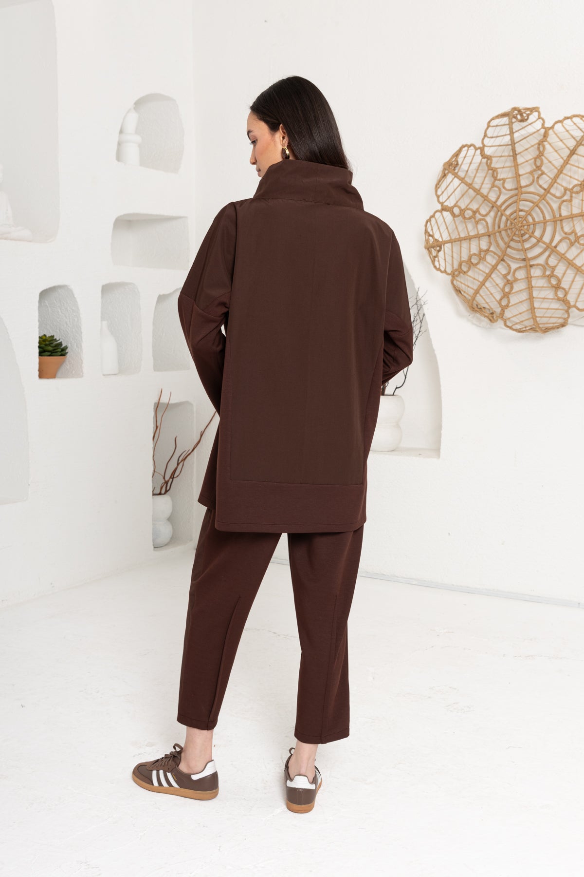 KAHVE DEGAJE YAKA PANTOLON TAKIM