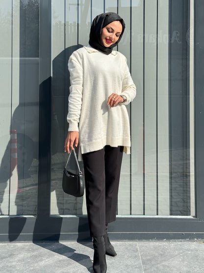 EKRU  OMUZLARI TAŞLI ANGORA KAZAK